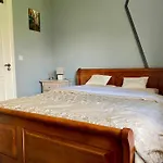 Nyaraló Golfing, Walking, Fishing Rest - Sleeps 8 Galway
