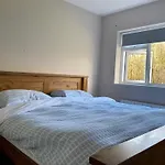 Golfing, Walking, Fishing Rest - Sleeps 8 * Galway