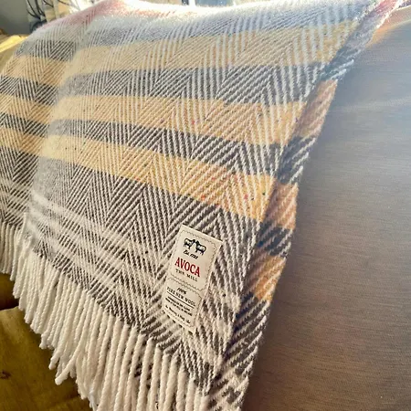 Golfing, Walking, Fishing Rest - Sleeps 8