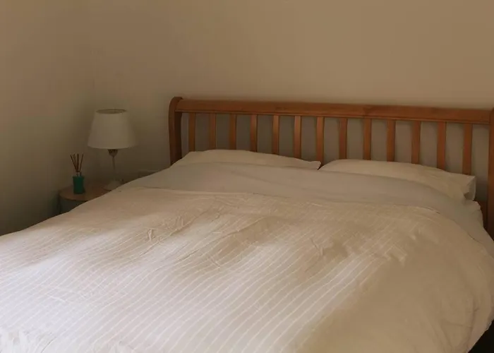 Golfing, Walking, Fishing Rest - Sleeps 8 Galway