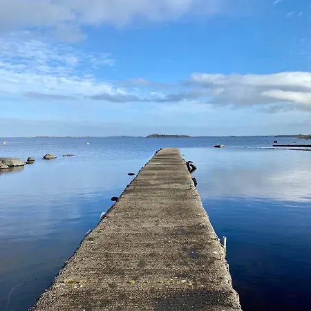 Golfing, Walking, Fishing Rest - Sleeps 8 Galway