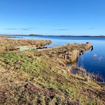 Golfing, Walking, Fishing Rest - Sleeps 8 Дом отдыха *