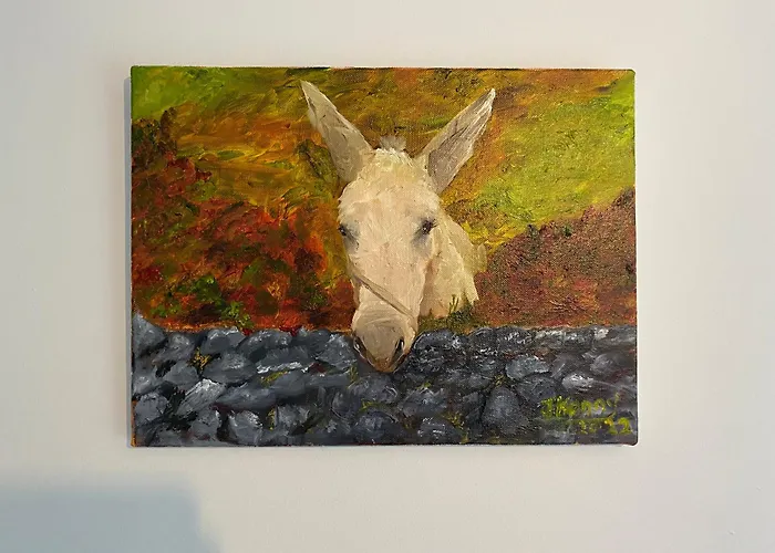 Дом отдыха Golfing, Walking, Fishing Rest - Sleeps 8 Голуэй